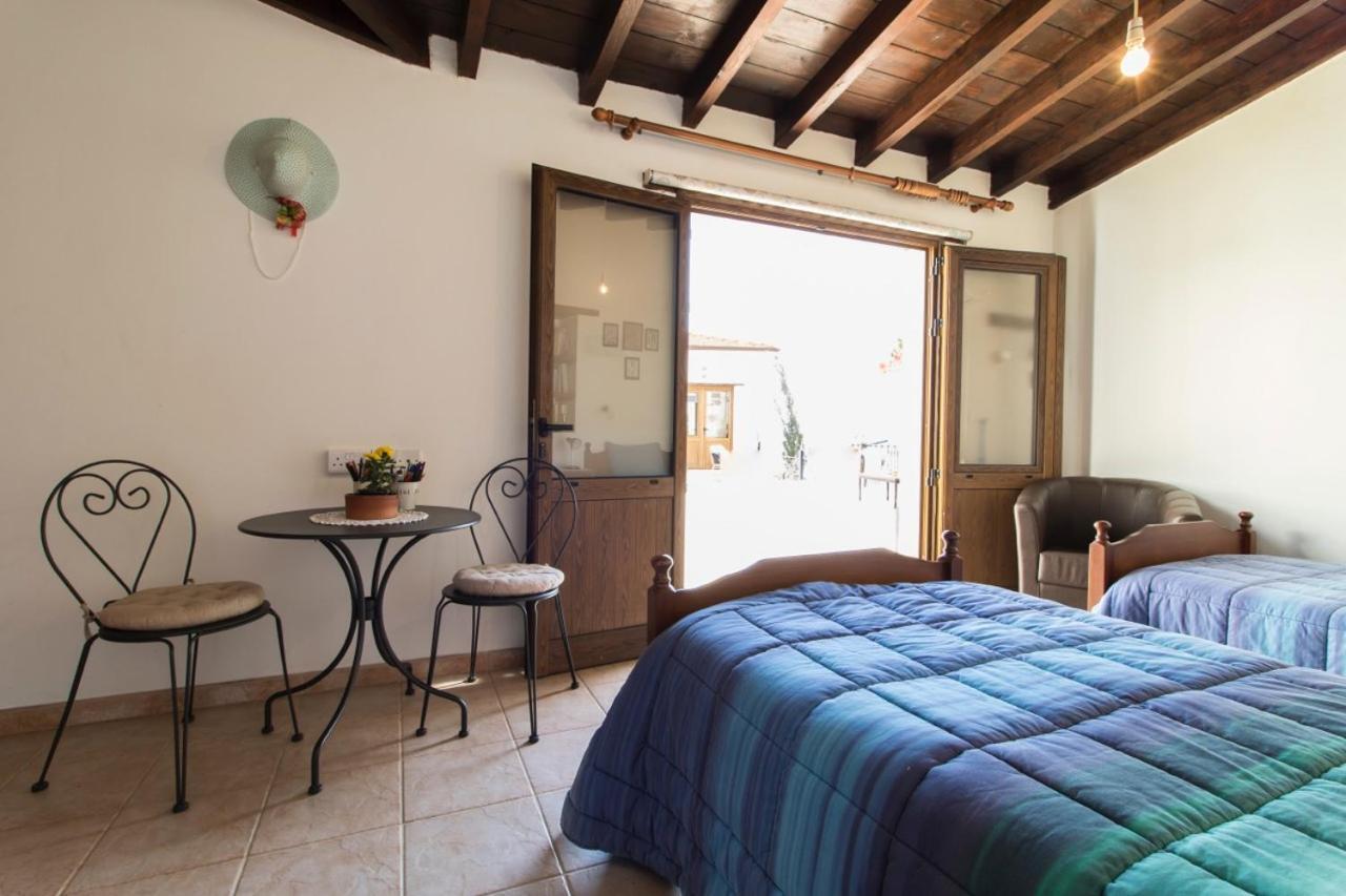 Samareitidos Light Cottage Anaphotia المظهر الخارجي الصورة